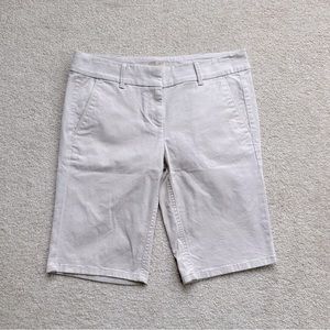 🎉Host Pick🎉 LOFT Outlet Bermuda Shorts